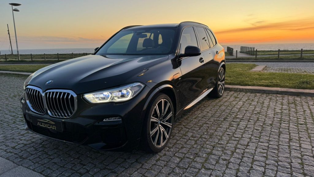 BMW X5 xDrive45e / Pack M/ Individual – foto 1