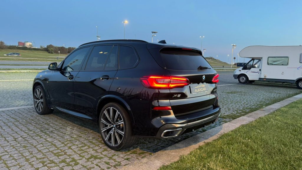 BMW X5 xDrive45e / Pack M/ Individual – foto 5