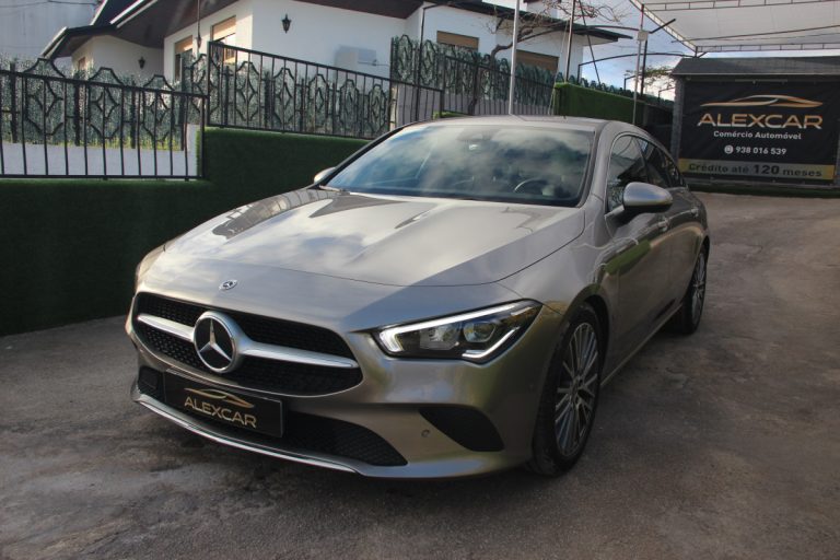 Mercedes-Benz CLA 180d / Shooting Brake / Auto / IVA dedutivel