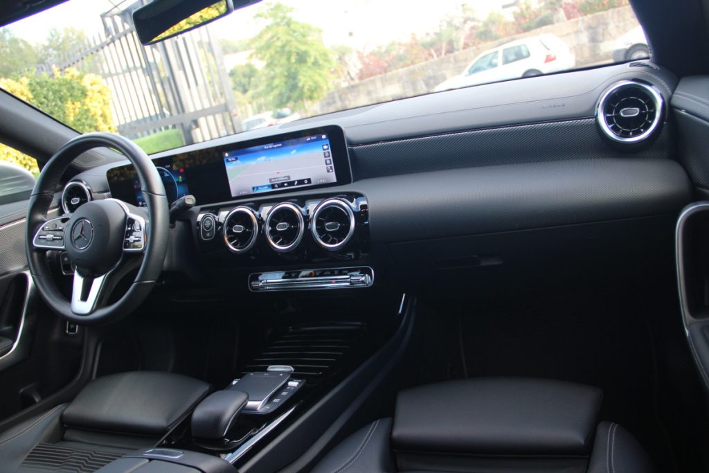 Mercedes-Benz CLA 180d / Shooting Brake / Auto / IVA dedutivel – foto 10