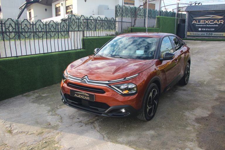 Citroen C4 1.2 PureTech /130cv/ SHINE / Cx. Automática