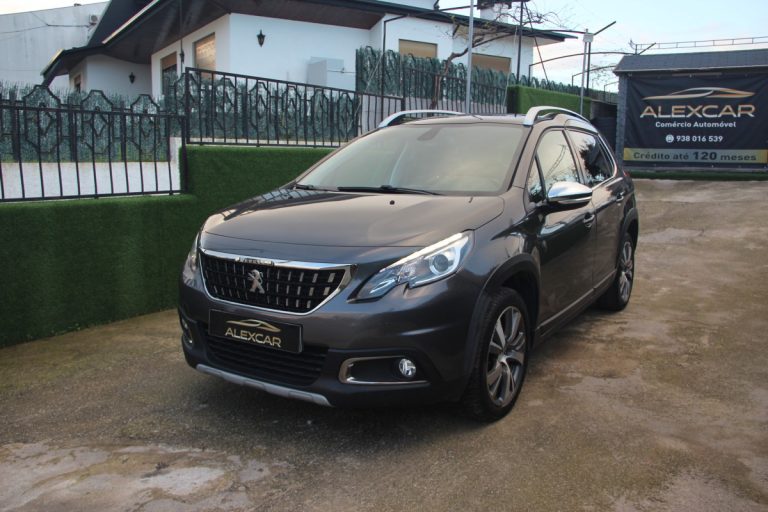 Peugeot 2008 1.2 PureTech /110cv/ Crossway