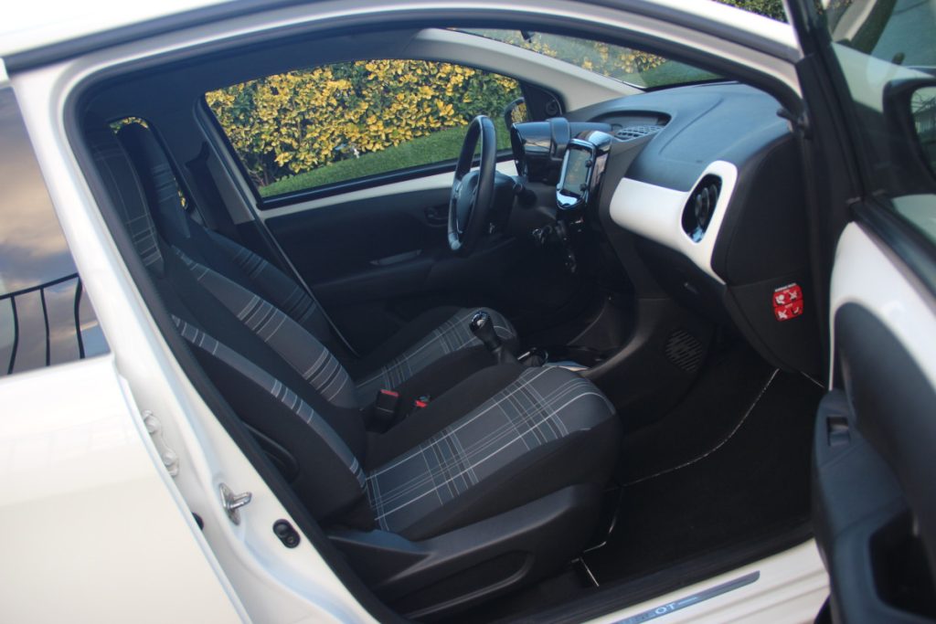 Peugeot 108 1.0 VTI / STYLE – foto 7