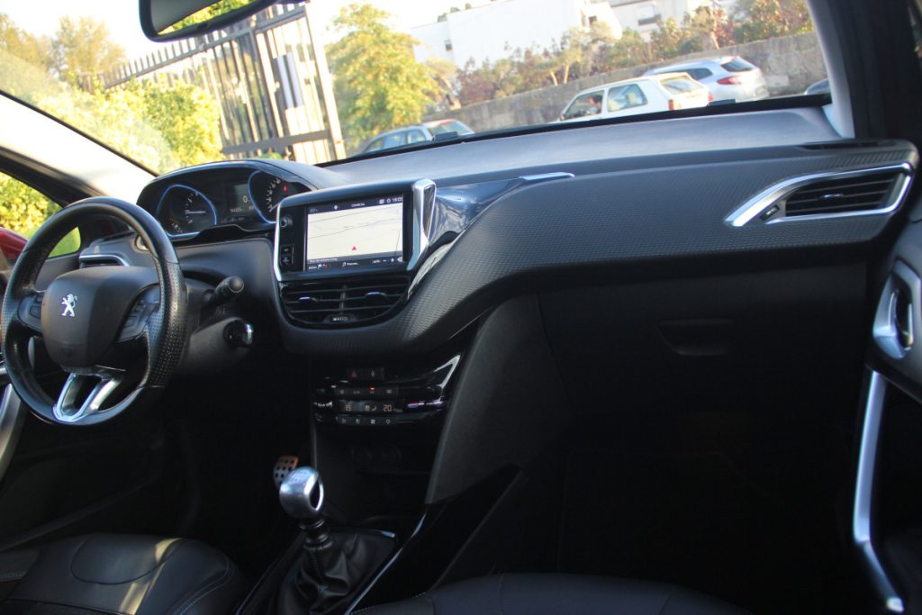 Peugeot 2008 1.2 PureTech/110cv/ Crossway – foto 8