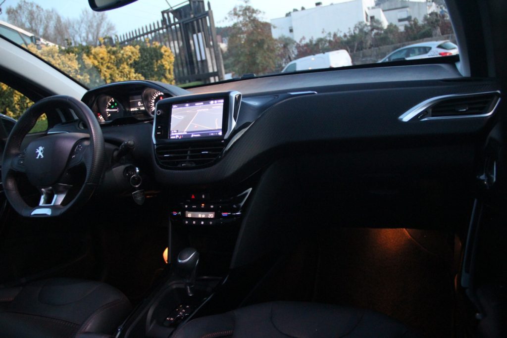 Peugeot 2008 1.2 PureTech /110cv/ GT Line – foto 10