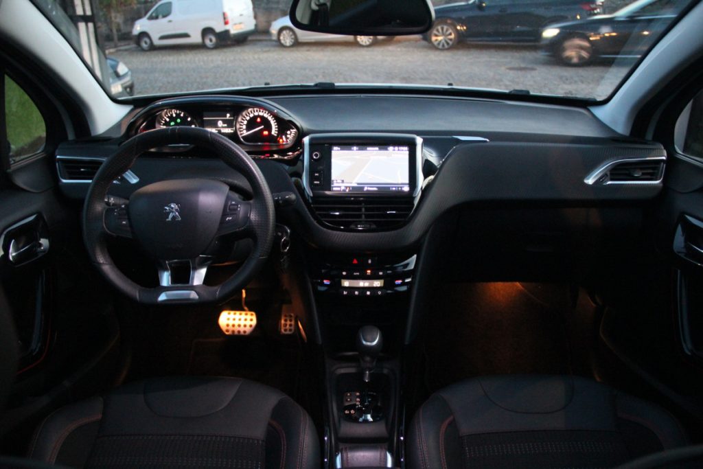 Peugeot 2008 1.2 PureTech /110cv/ GT Line – foto 11