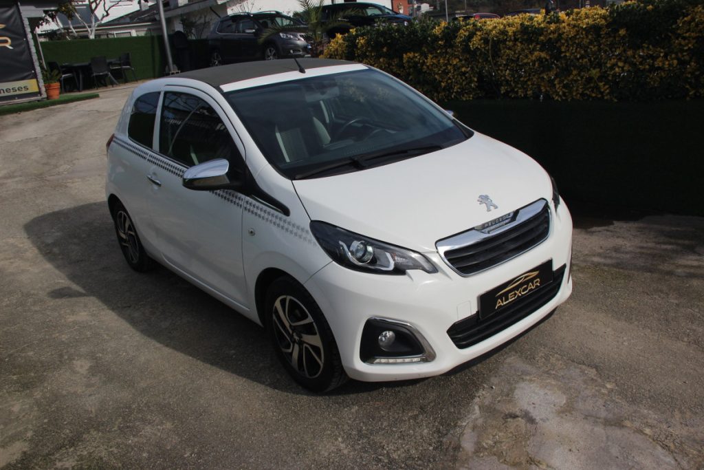 Peugeot 108 Cabrio / 1.2 PureTech / ALLURE – foto 12