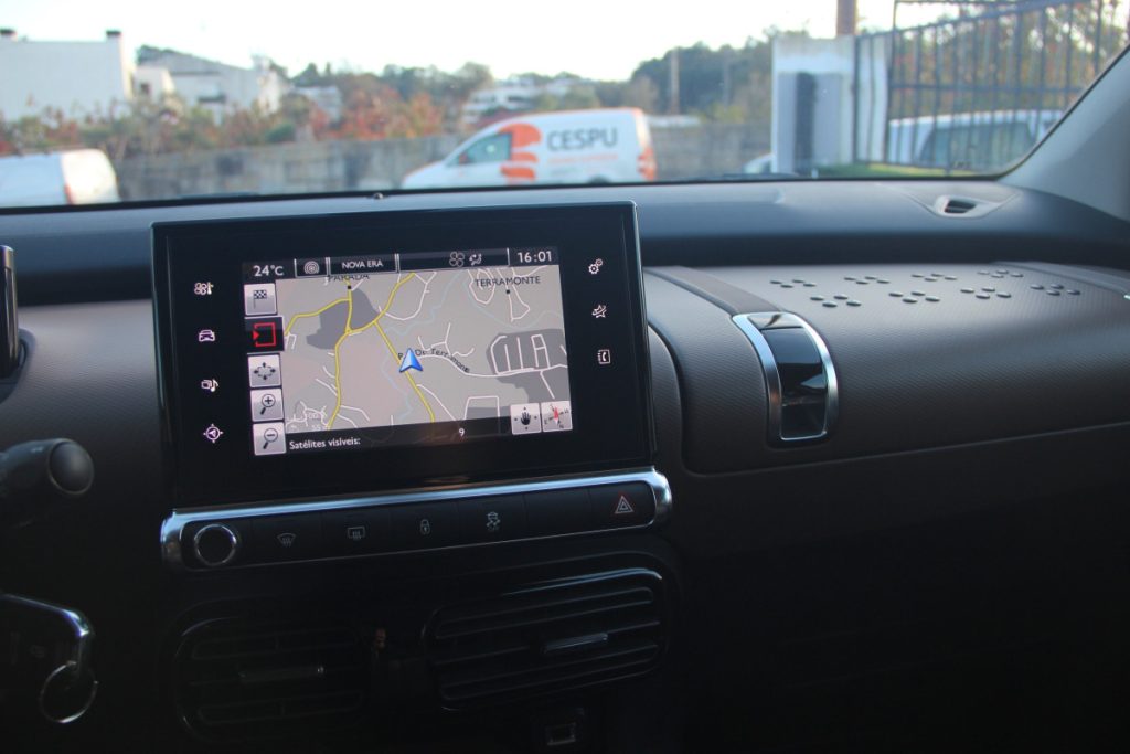 Citroen C4 Cactus 1.2 PureTech /110cv/ SHINE – foto 12