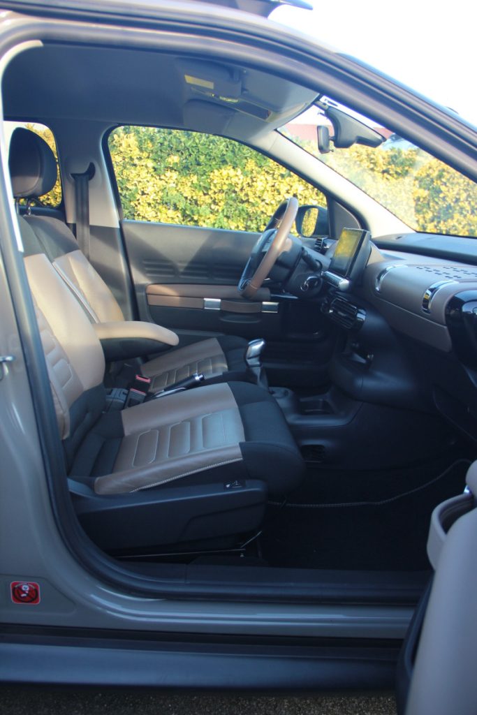 Citroen C4 Cactus 1.2 PureTech /110cv/ SHINE – foto 6