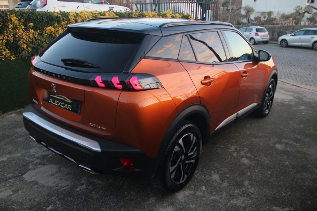 Peugeot 2008 1.2 PureTech/130cv/ GT Line – foto 4