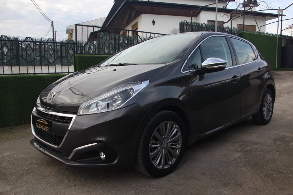 Peugeot 208 1.2 PureTech /110cv/ ALLURE – foto 1