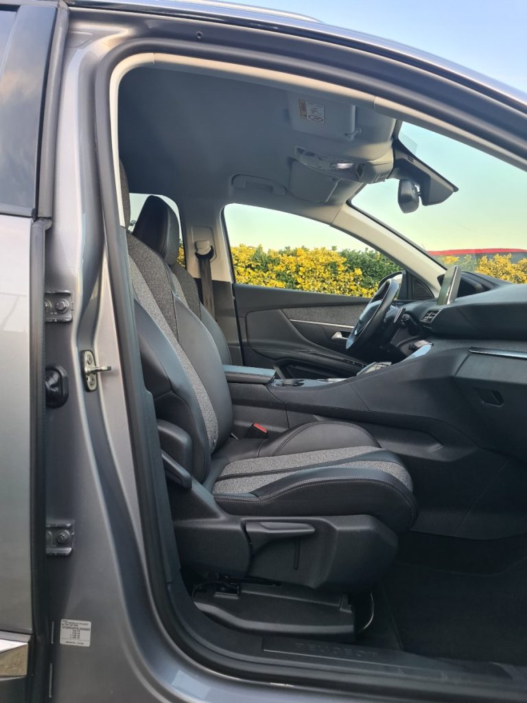 Peugeot 3008 1.2 PureTech /130cv/ ALLURE – foto 6
