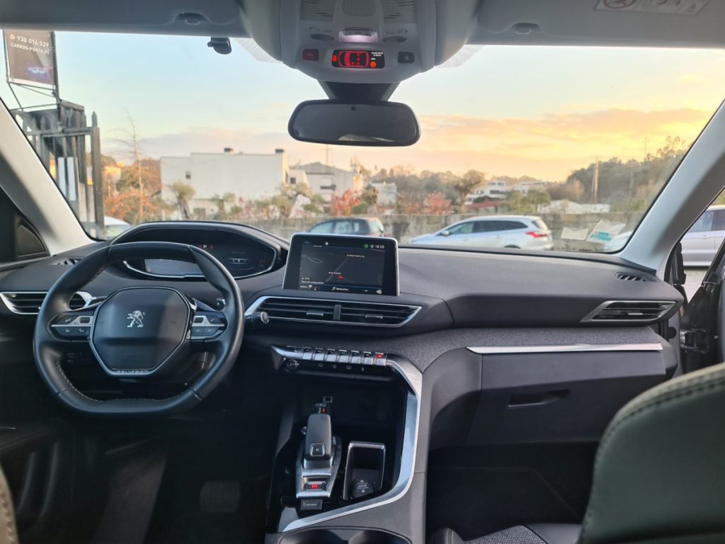 Peugeot 3008 1.2 PureTech /130cv/ ALLURE – foto 7