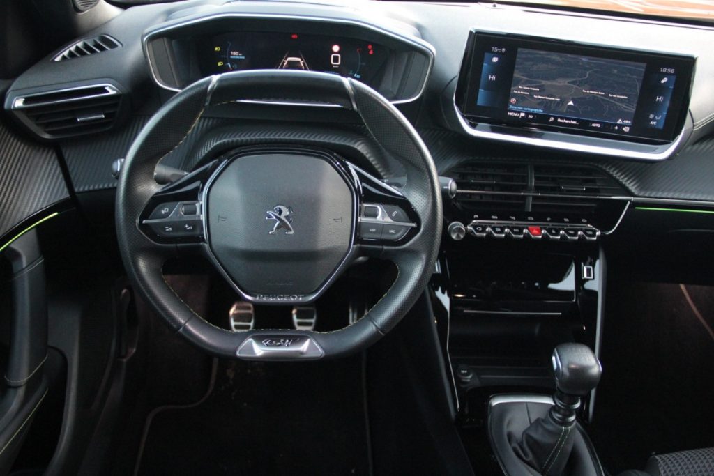 Peugeot 2008 1.2 PureTech/130cv/ GT Line – foto 7