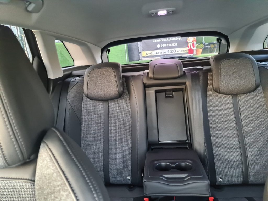 Peugeot 3008 1.2 PureTech /130cv/ ALLURE – foto 8