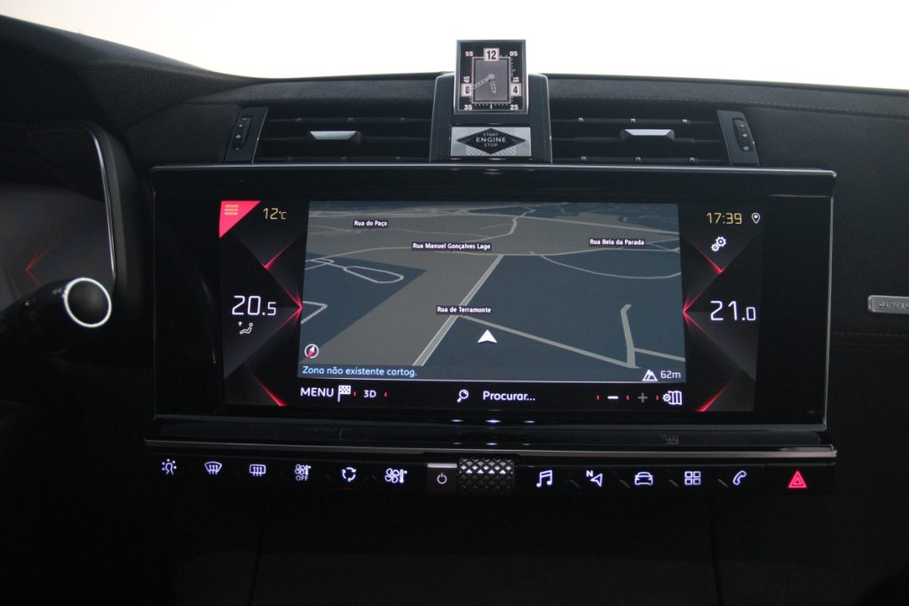 DS7 1.5 Dci/130cv/ EAT8 / Performance Line – foto 10