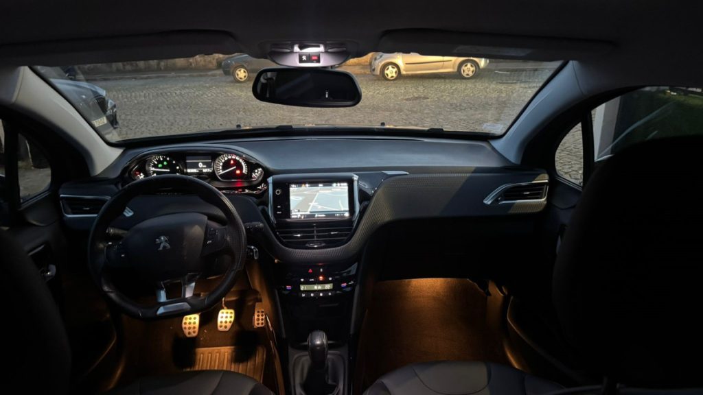 Peugeot 2008 1.2 PureTech/110cv/ GT-Line – foto 10