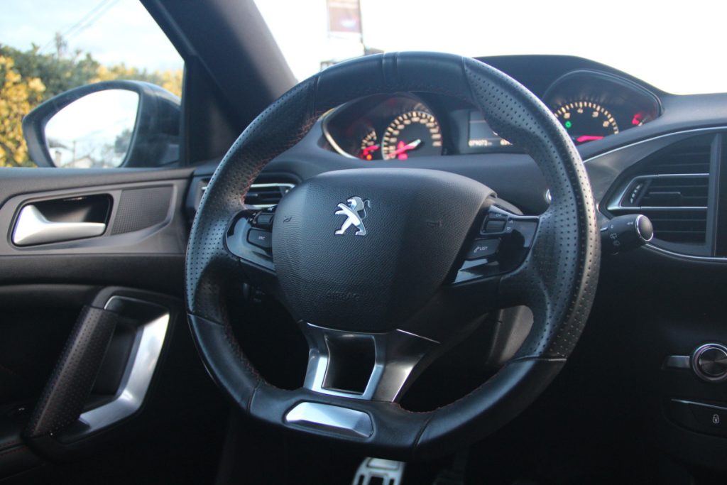 Peugeot 308 1.2 PureTech/130cv/ GT-Line – foto 12