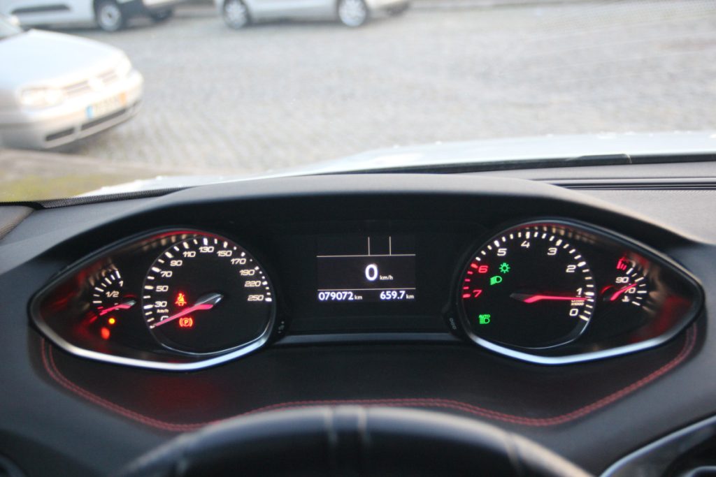 Peugeot 308 1.2 PureTech/130cv/ GT-Line – foto 13