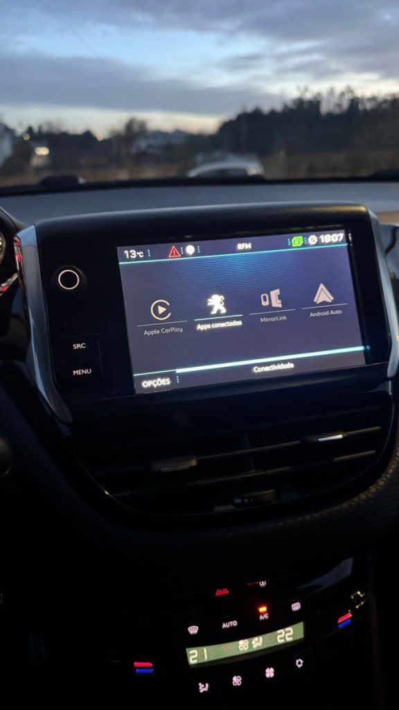 Peugeot 2008 1.2 PureTech/110cv/ GT-Line – foto 13