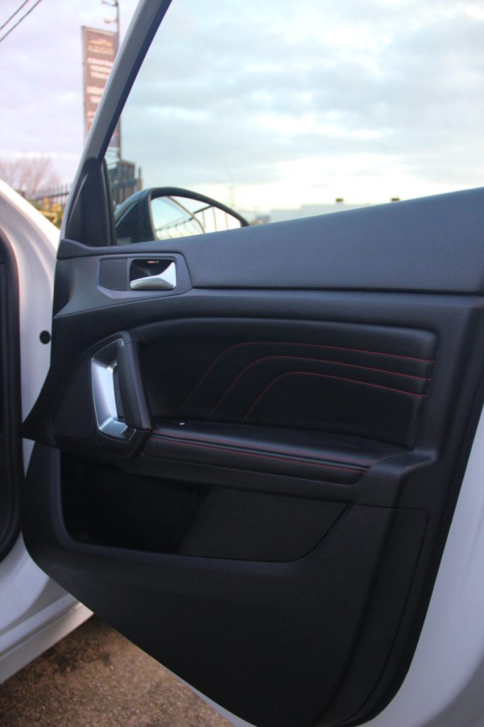 Peugeot 308 1.2 PureTech/130cv/ GT-Line – foto 18