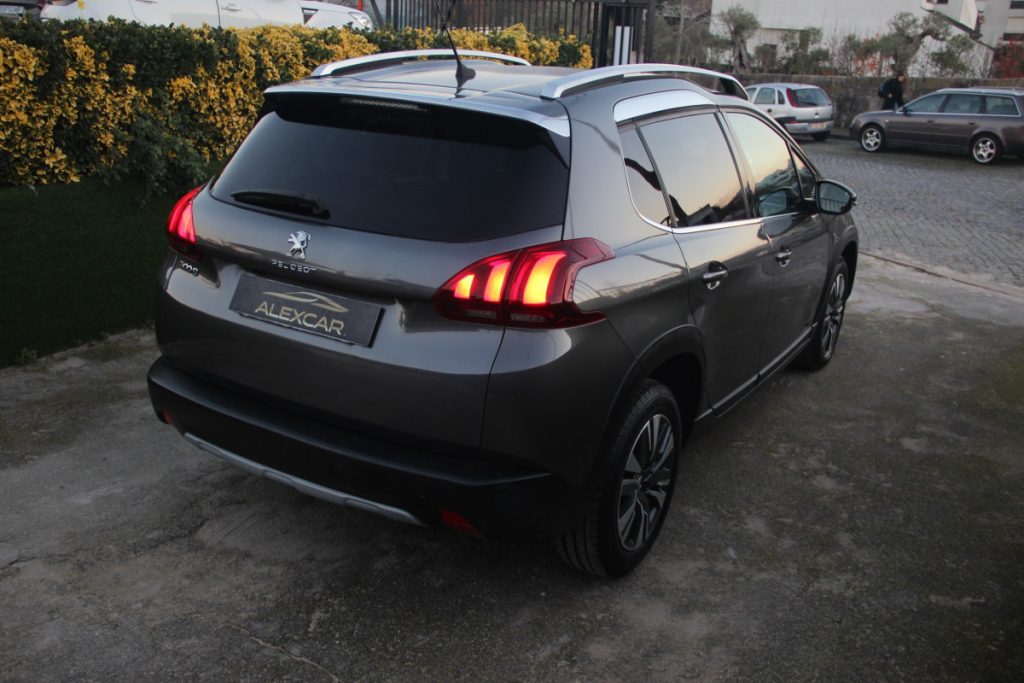 Peugeot 2008 1.2 PureTech /110cv/ ALLURE / EAT6 – foto 3