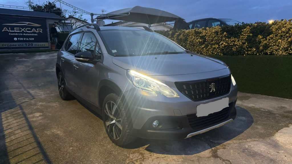 Peugeot 2008 1.2 PureTech/110cv/ GT-Line – foto 3