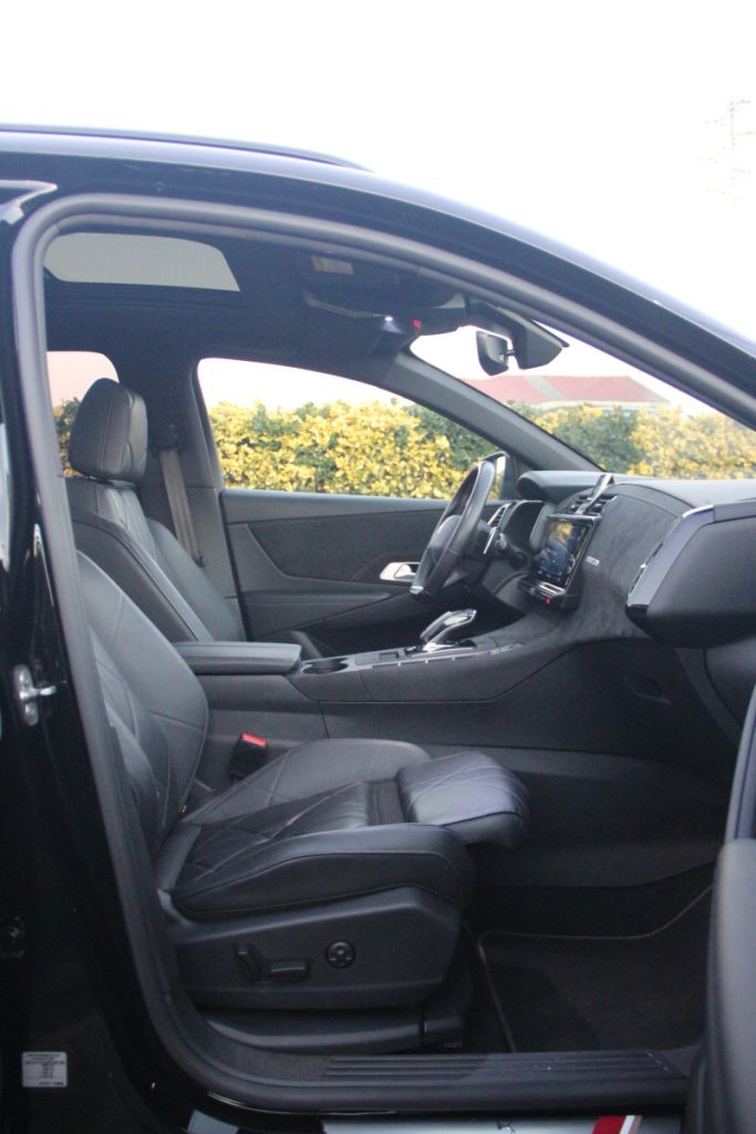 DS7 1.5 Dci/130cv/ EAT8 / Performance Line – foto 4