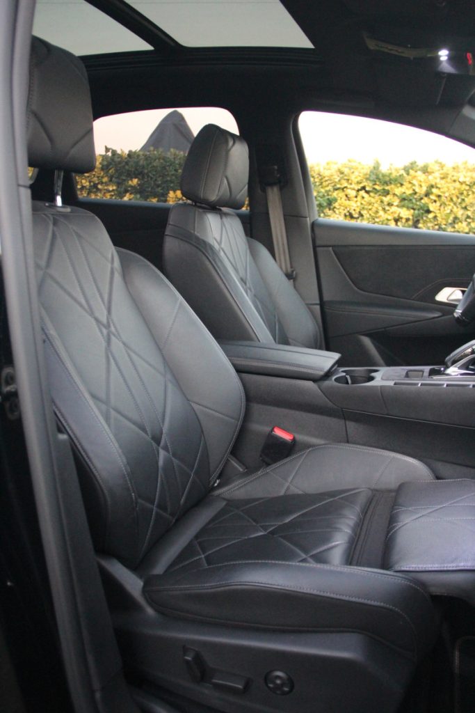 DS7 1.5 Dci/130cv/ EAT8 / Performance Line – foto 5