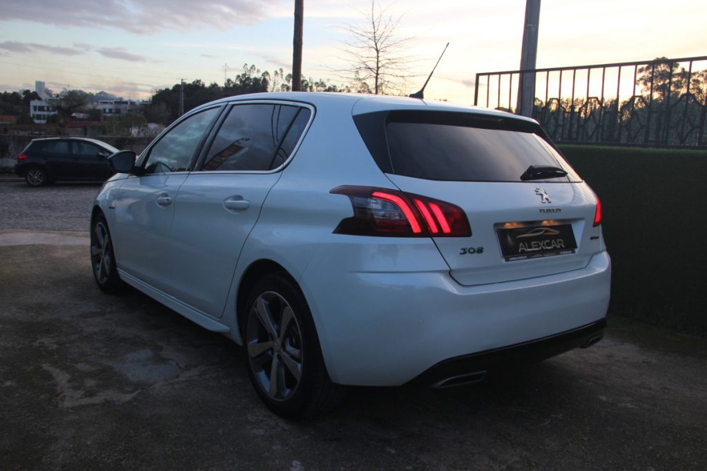 Peugeot 308 1.2 PureTech/130cv/ GT-Line – foto 6