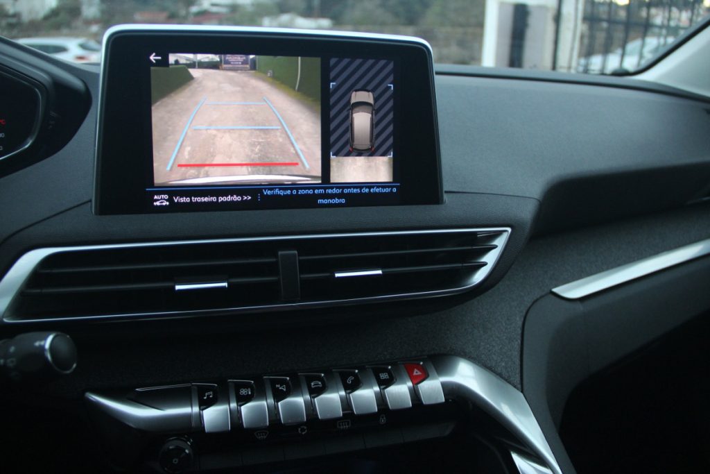Peugeot 3008 /1.2 PureTech/130cv/ EAT6/ ALLURE – foto 12
