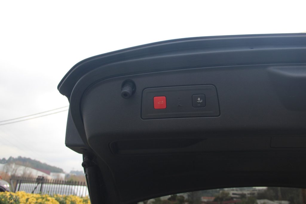 Peugeot 508 SW Hybrid/PlugIn / GT-Line / 225cv/ EAT8 – foto 14