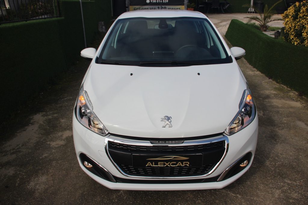 Peugeot 208 1.2 PureTech / 2019 – foto 2