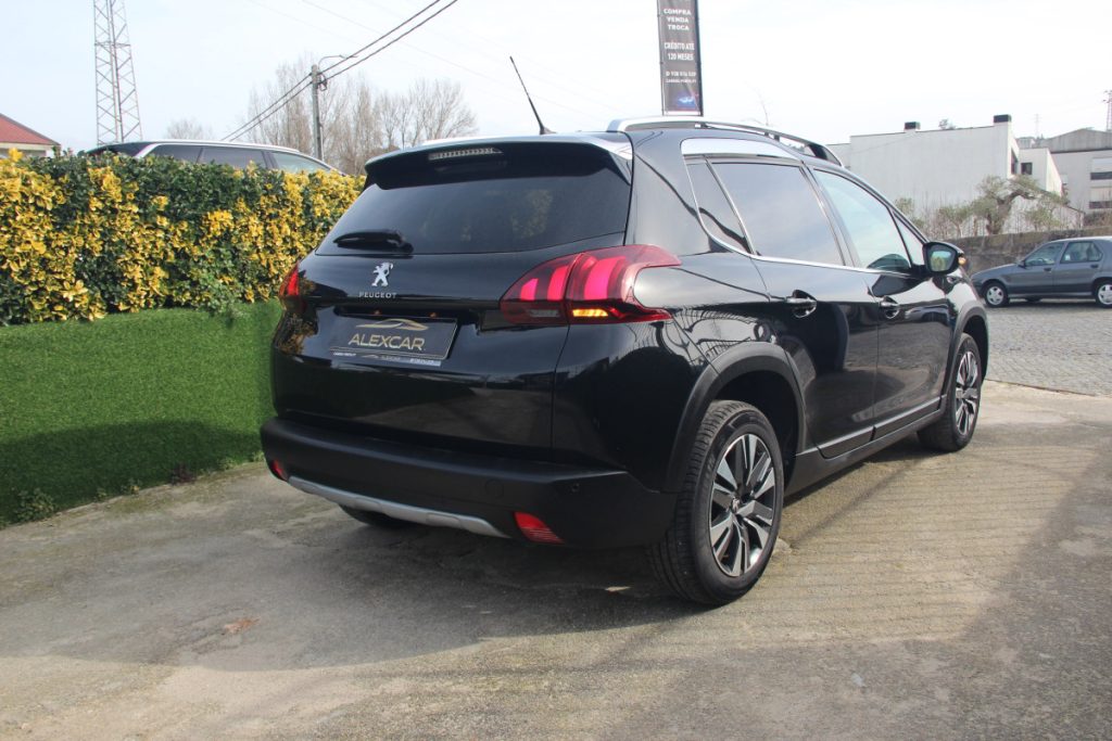 Peugeot 2008 1.2 PureTech/130cv/ ALLURE – foto 3