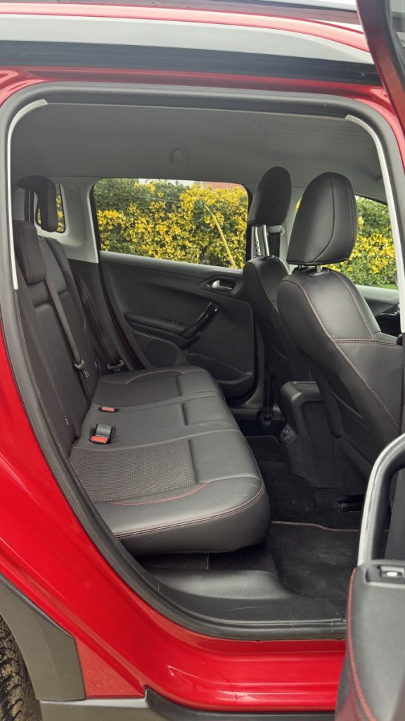 Peugeot 2008 1.2 PureTech/110cv/GT-Line – foto 6