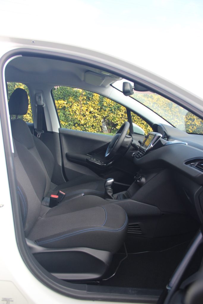 Peugeot 208 1.2 PureTech / 2019 – foto 6