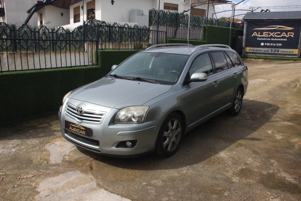 Toyota Avensis SW 2.4 VVTi /163cv/ Cx. Automática – foto 1