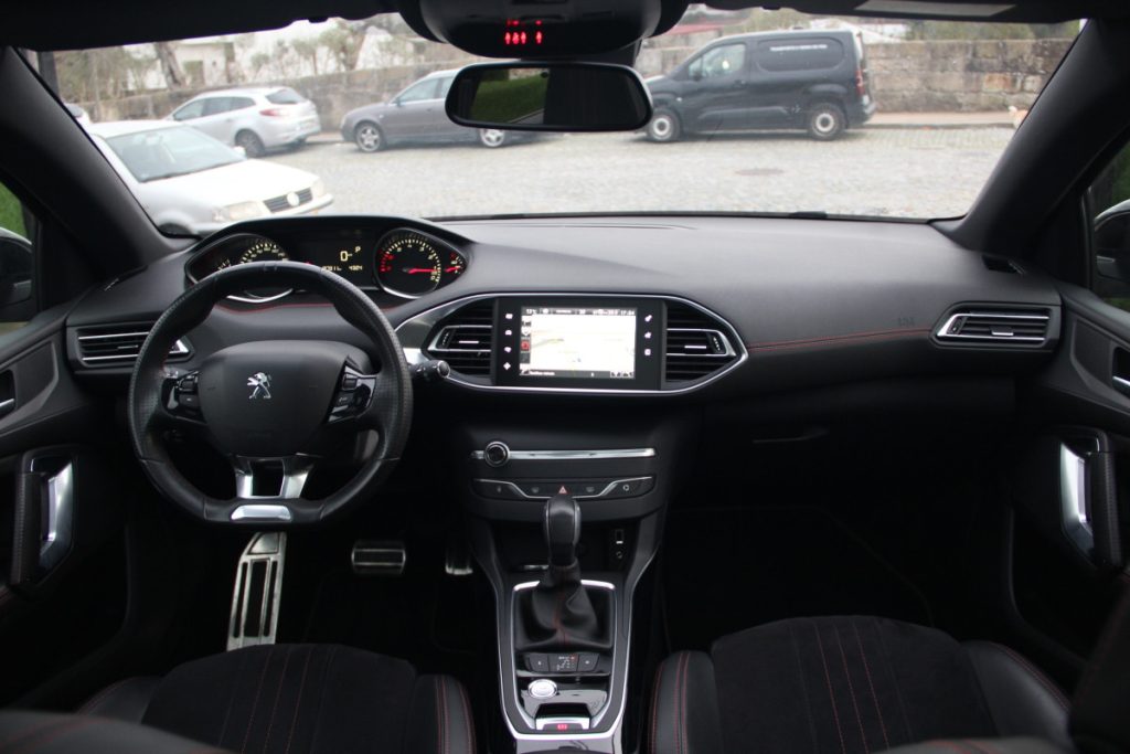 Peugeot 308 1.2 PureTech/130cv/ GT Line / EAT6 – foto 10
