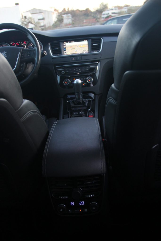 Peugeot 508 SW 1.6 E-Hdi /115cv/ Caixa automática / FELLINE – foto 11