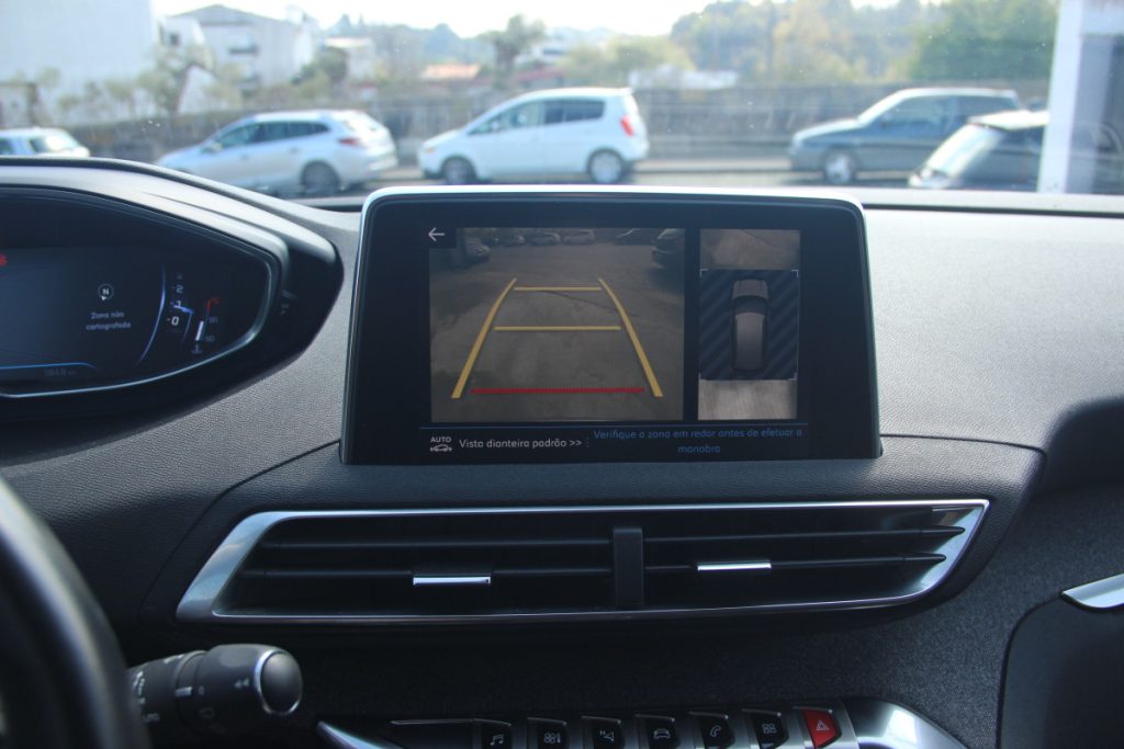 Peugeot 3008 1.2 PureTech /130cv/ ALLURE – foto 11