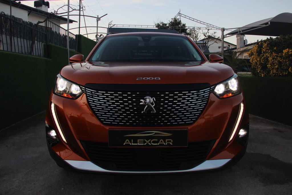 Peugeot 2008 1.2 PureTech /130cv/ ALLURE – foto 13