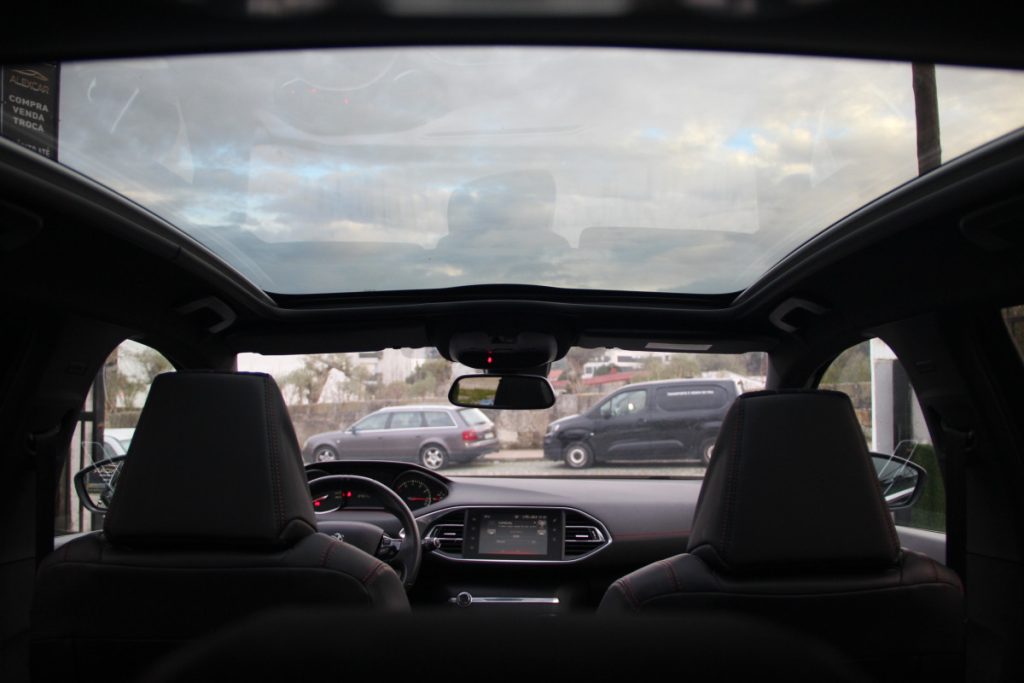 Peugeot 308 1.2 PureTech/130cv/ GT Line / EAT6 – foto 6