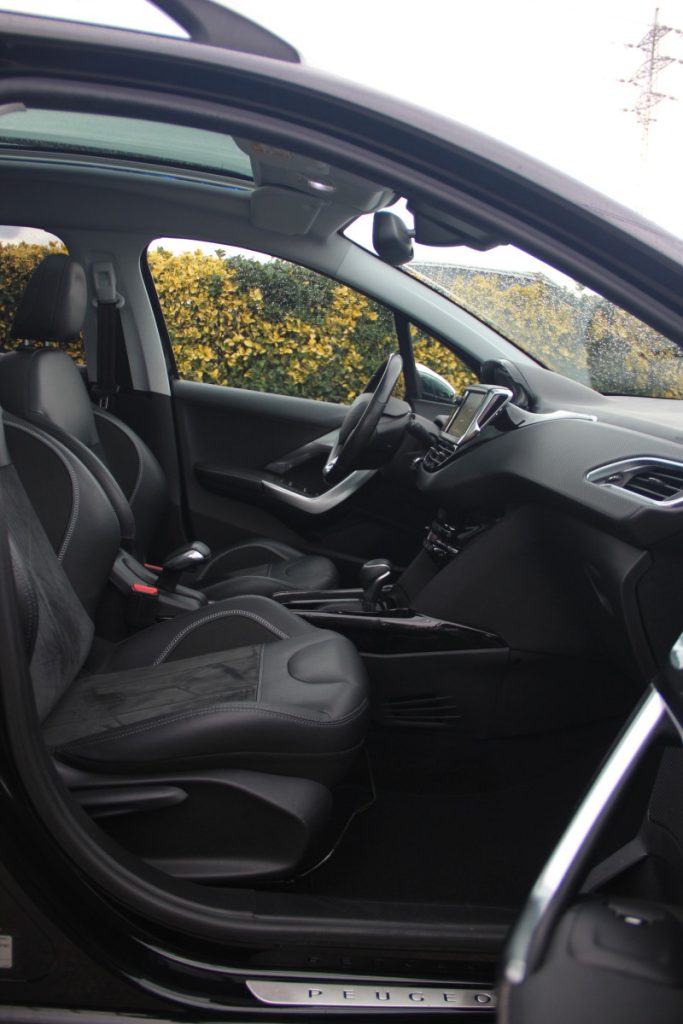 Peugeot 2008 1.2 PureTech/110cv/EAT6/ Crossway – foto 6