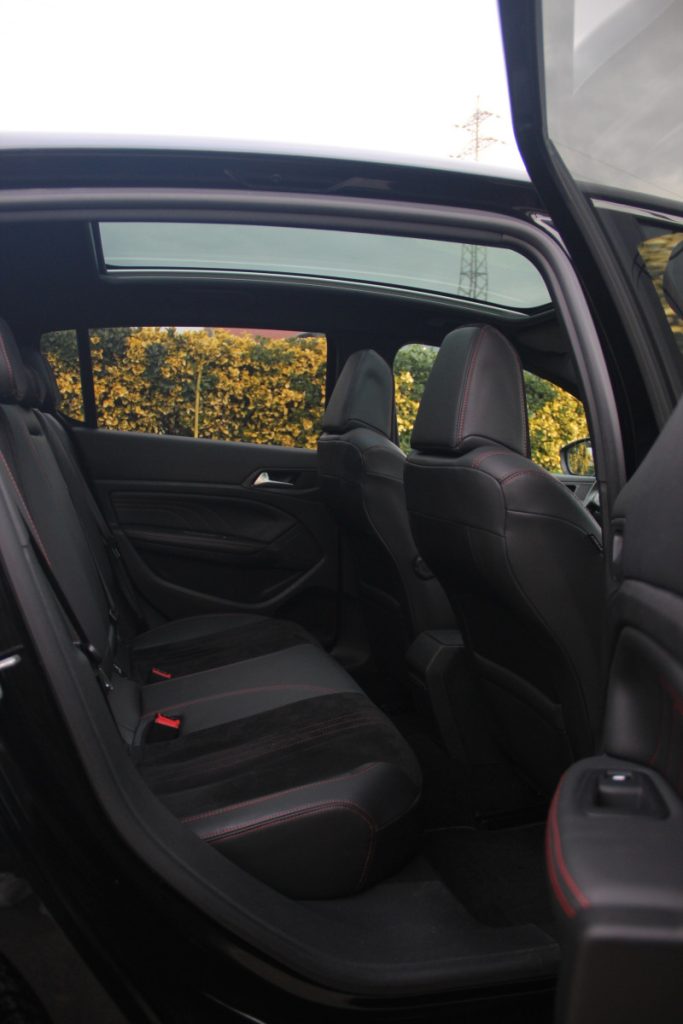 Peugeot 308 1.2 PureTech/130cv/ GT Line / EAT6 – foto 8