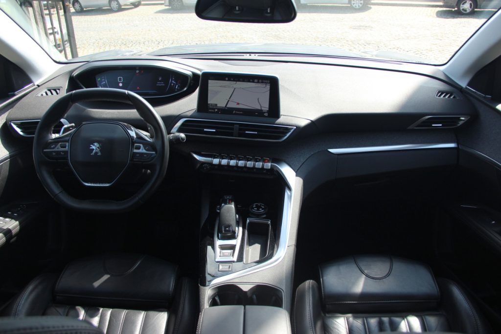 Peugeot 3008 1.2 PureTech /130cv/ ALLURE – foto 9
