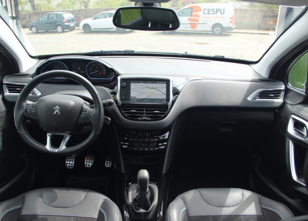 Peugeot 2008 1.2 PureTech /110cv/ CROSSWAY – foto 10