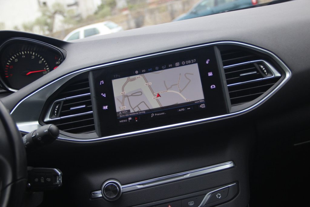 Peugeot 308 1.2 PureTech /110cv/ STYLE – foto 12