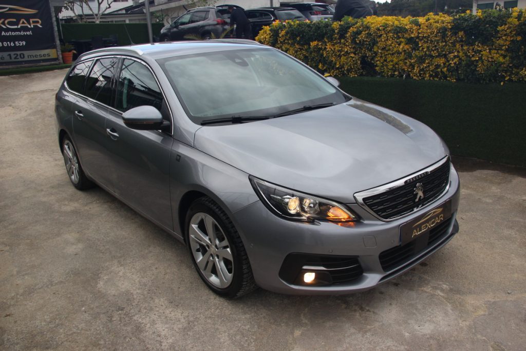 Peugeot 308 SW /1.2 PureTech/130cv/ EAT8/ TECH EDITION – foto 16