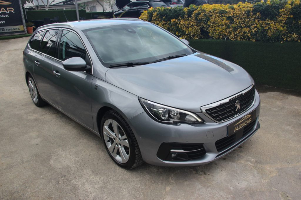 Peugeot 308 SW /1.2 PureTech/130cv/ EAT8/ TECH EDITION – foto 3