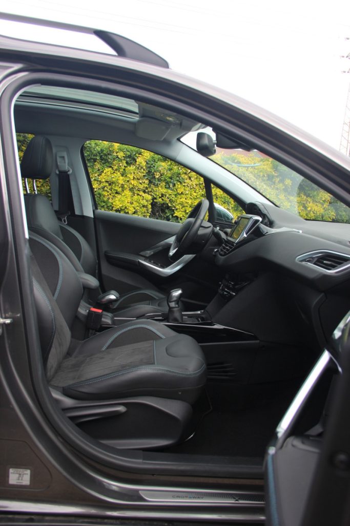 Peugeot 2008 1.2 PureTech /110cv/ CROSSWAY – foto 6